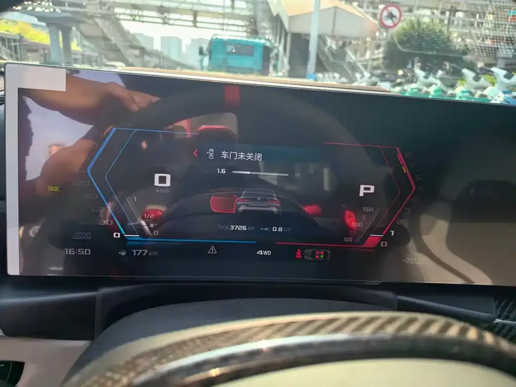 BMW M4 2025 из CN, фото 5