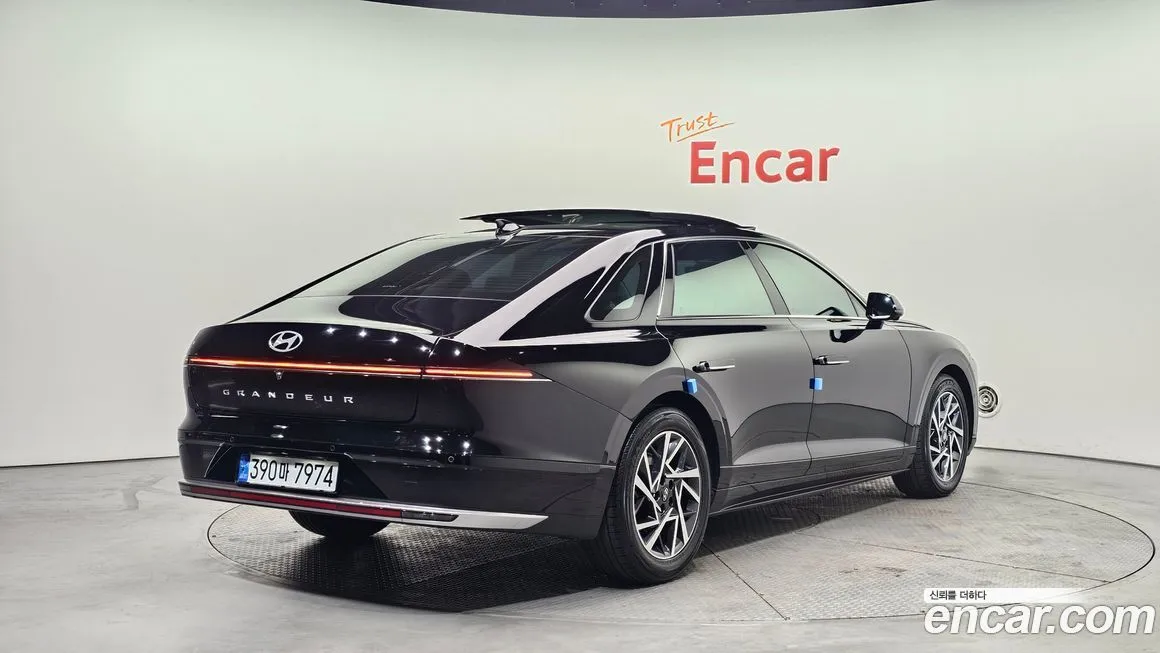 Hyundai Grandeur 2023 из KR, фото 3