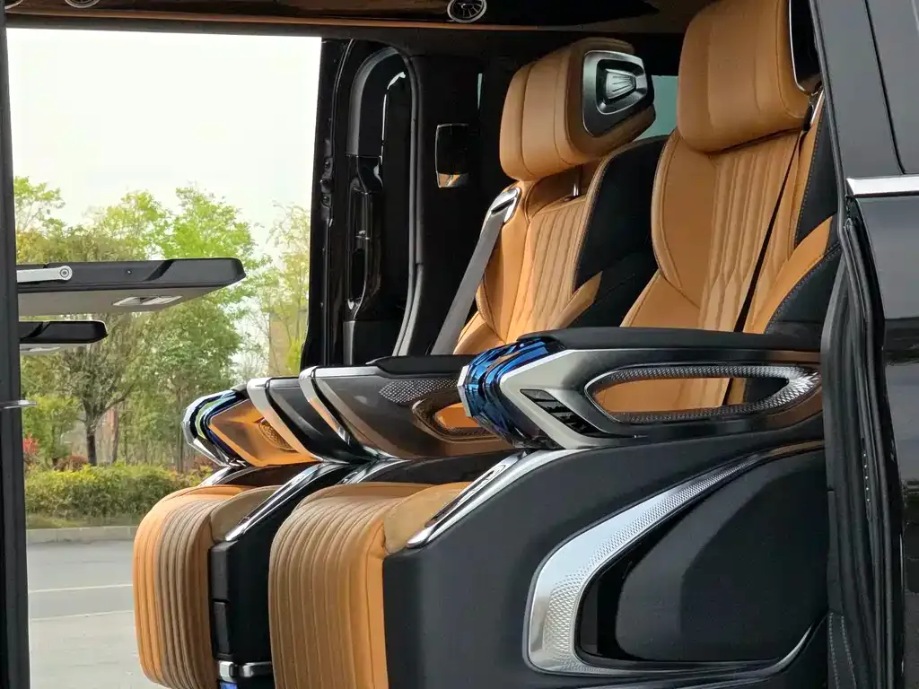 Mercedes-Benz Vito 2025 из CN, фото 5