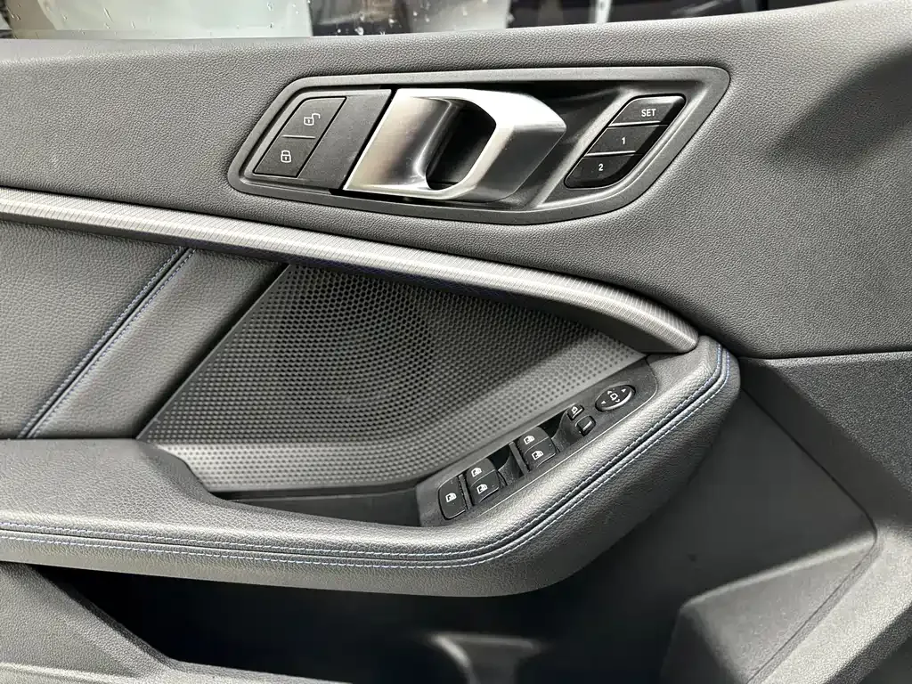 BMW 2 Series (Import) — фото 8