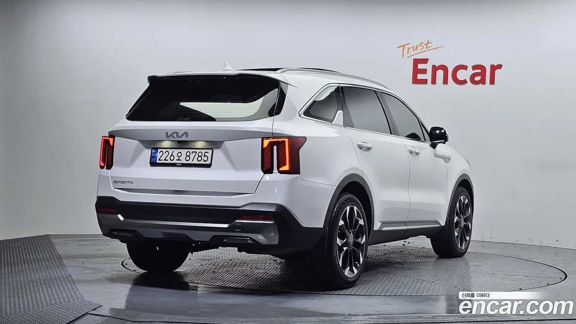 Kia Sorento — фото 2