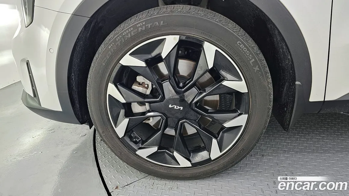 Kia Sorento — фото 7