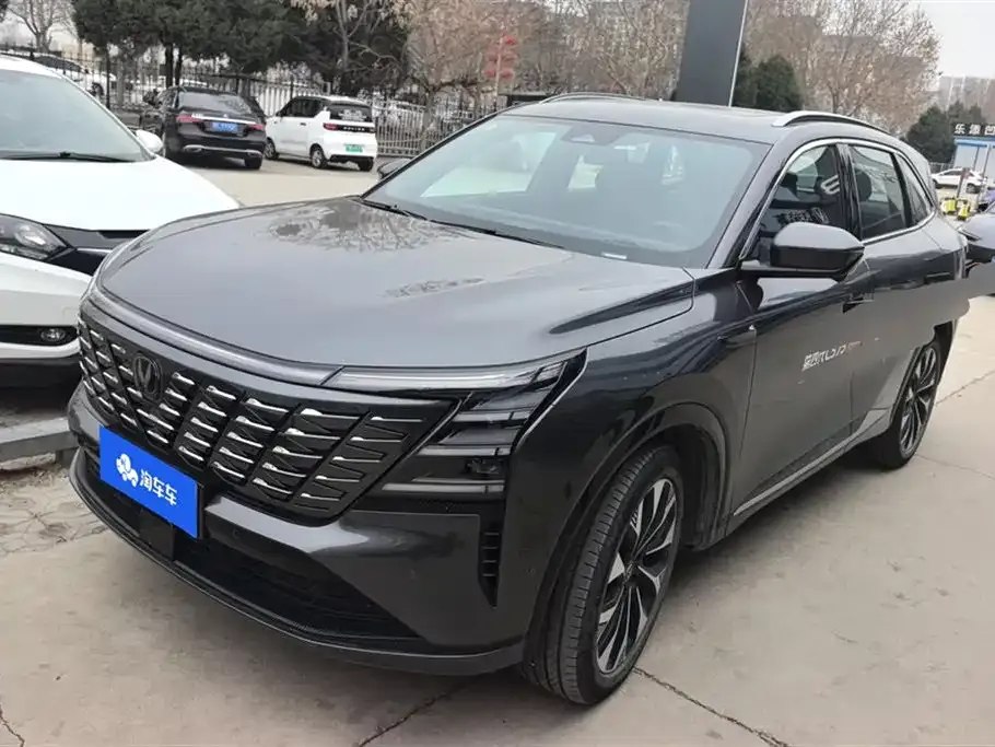Changan CS75PLUS — фото 1