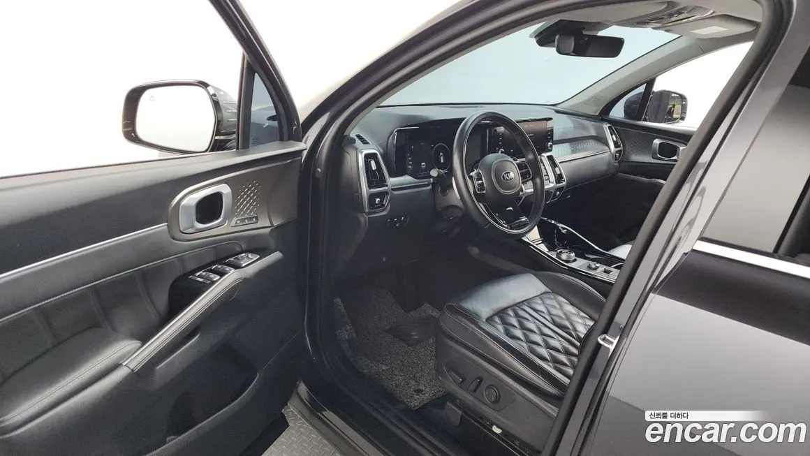 Kia Sorento — фото 4