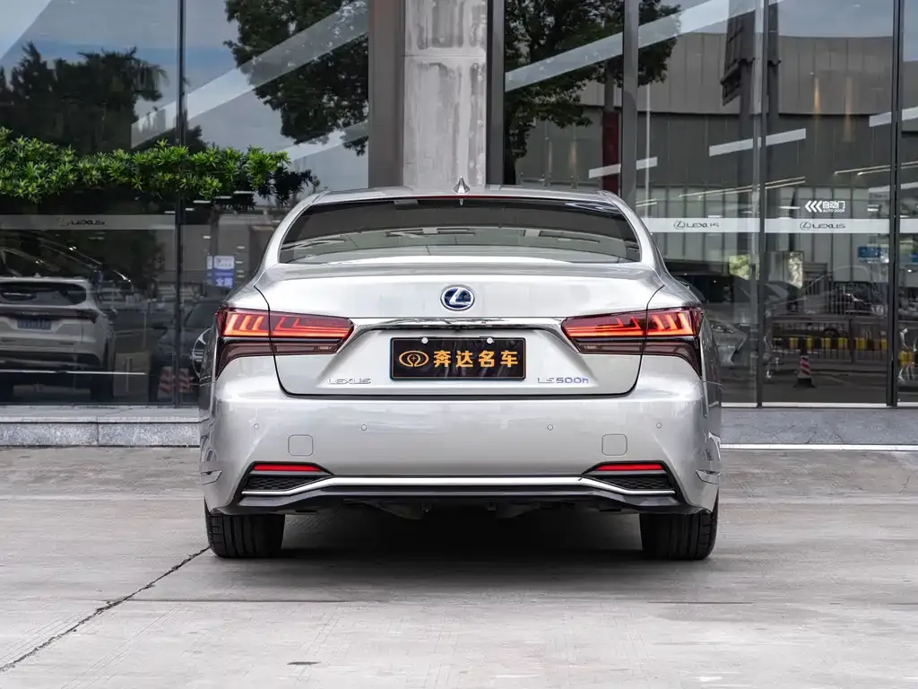 Lexus LS 2021 из CN, фото 8