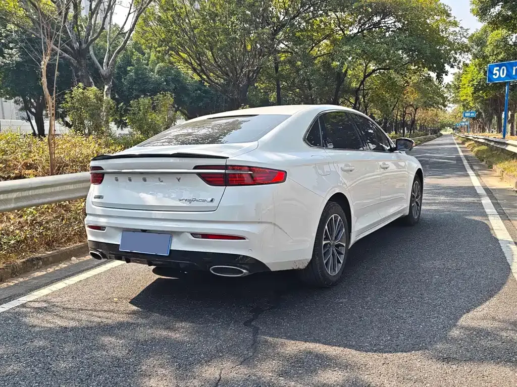 Geely Xingrui — фото 10