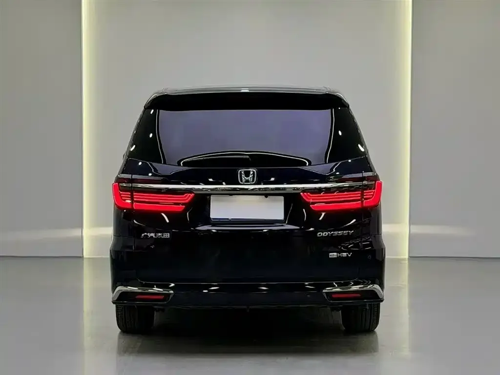 Honda Odyssey — фото 2