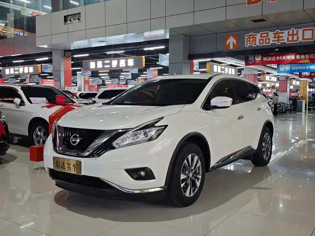 Nissan Murano — фото 1