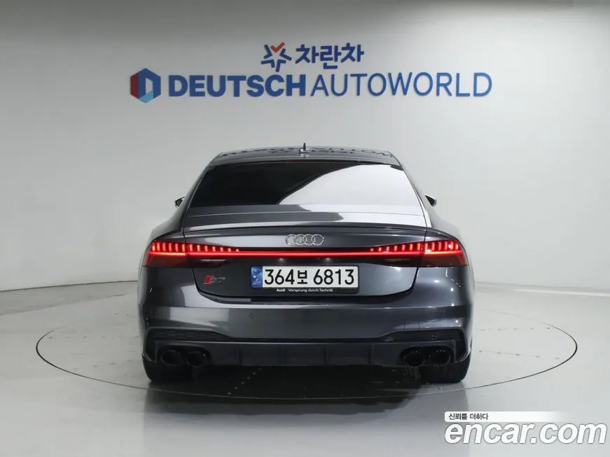 Audi S7 2021 из KR, фото 6