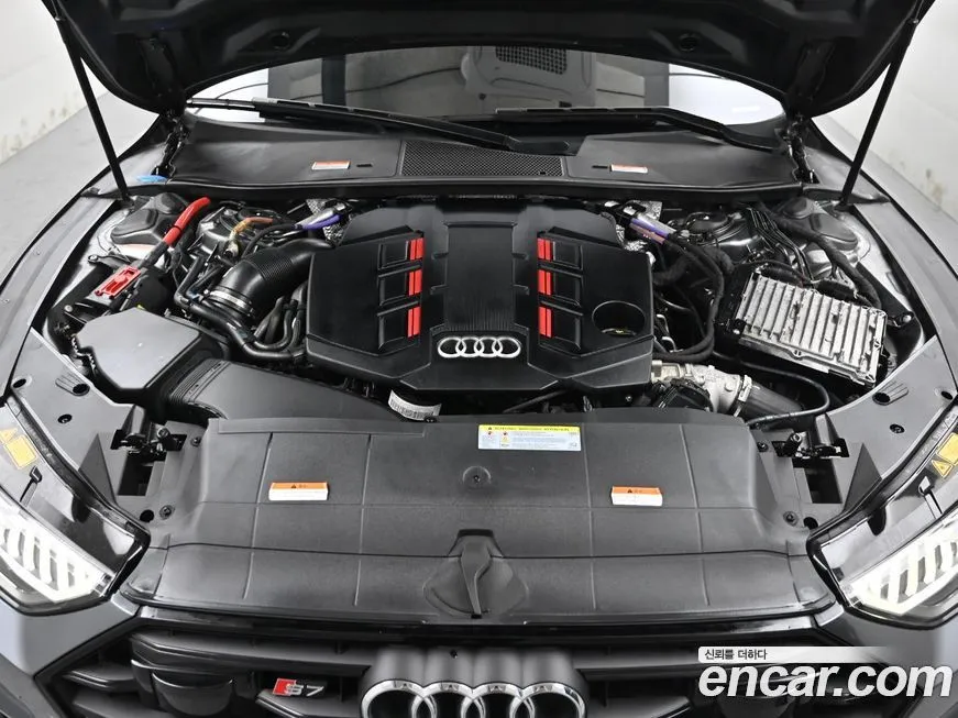 Audi S7 2021 из KR, фото 3
