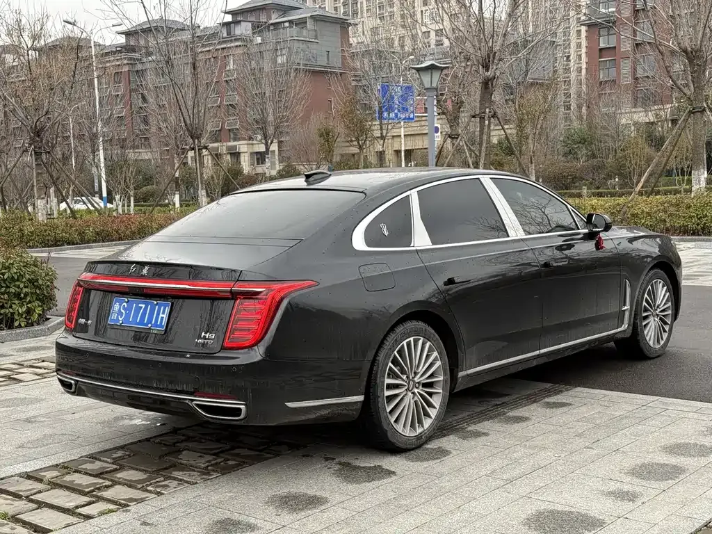 Hongqi H9 — фото 7