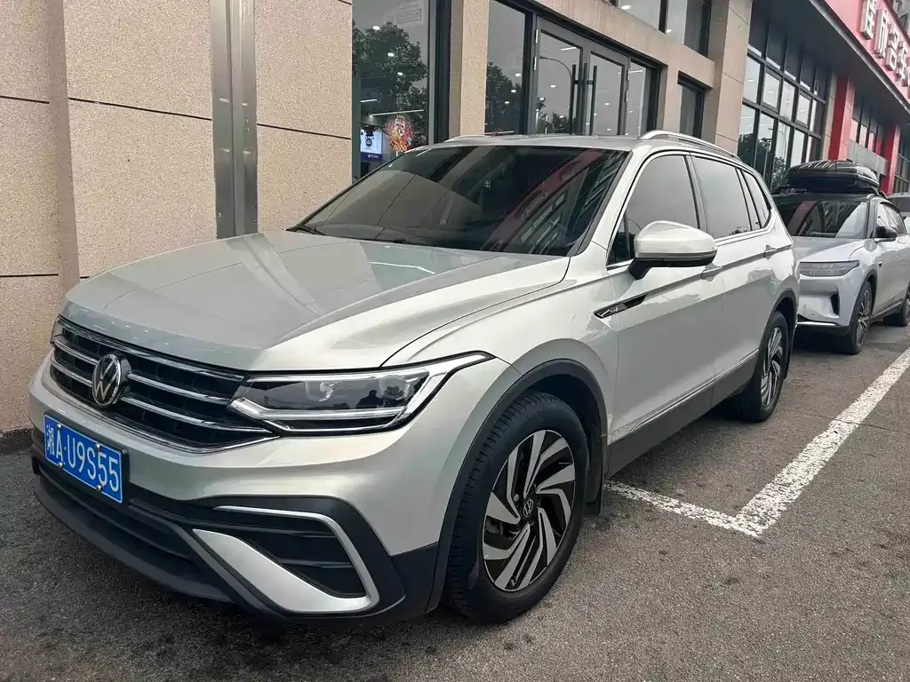 Volkswagen Tiguan L 2022 из CN, фото 1