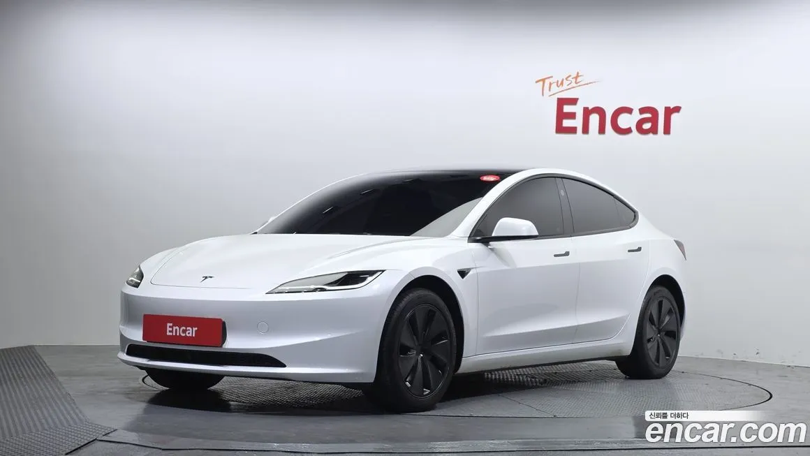 Tesla Model 3 2024 из KR, фото 1