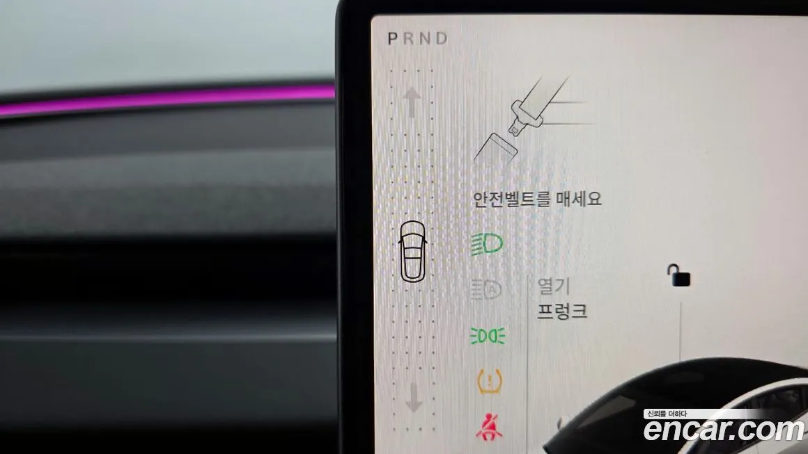 Tesla Model 3 2024 из KR, фото 10