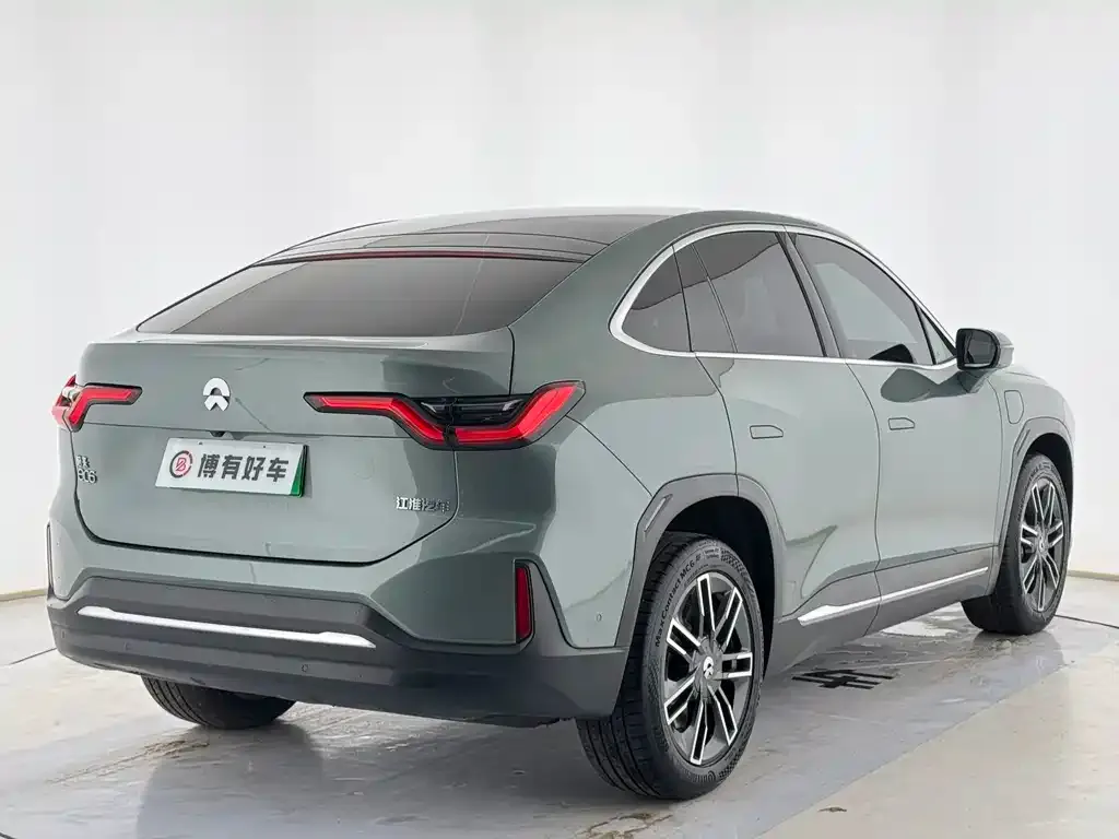 NIO EC6 — фото 9