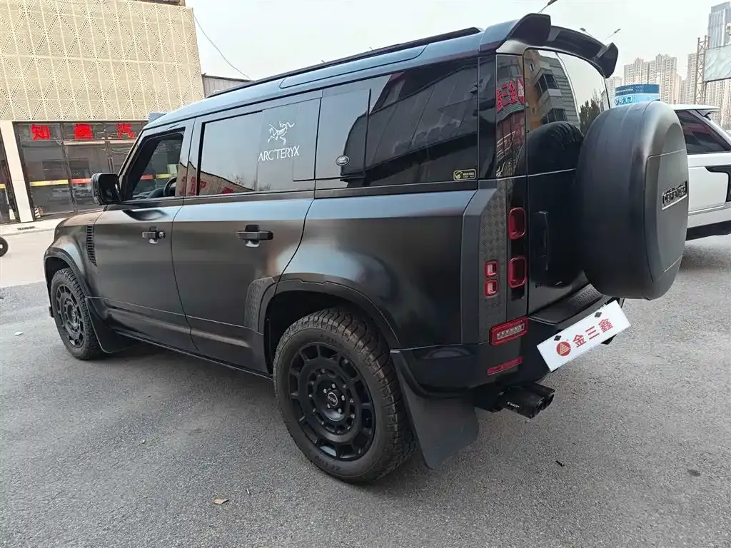 Land Rover Defender — фото 9