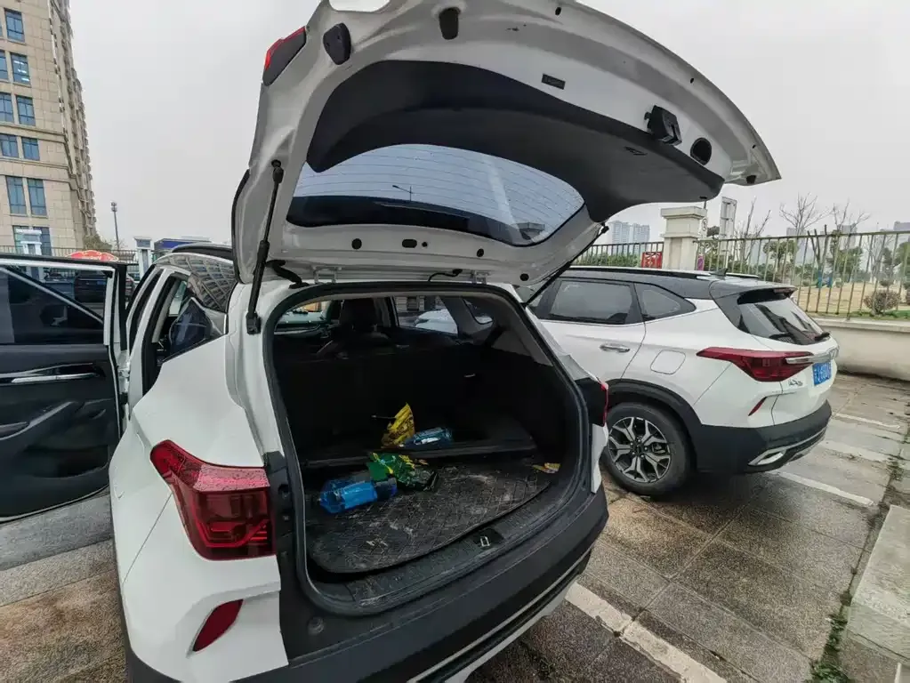 Kia KX3 — фото 9