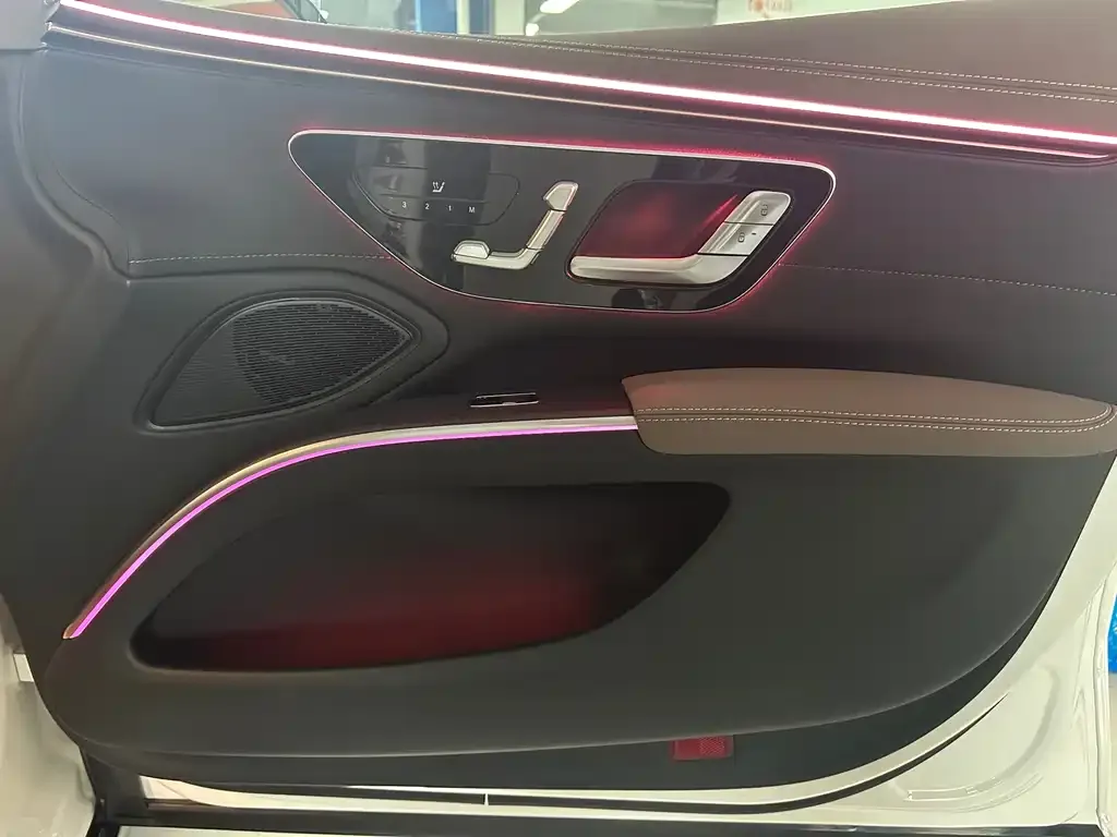Mercedes-Benz EQS 2022 из CN, фото 9