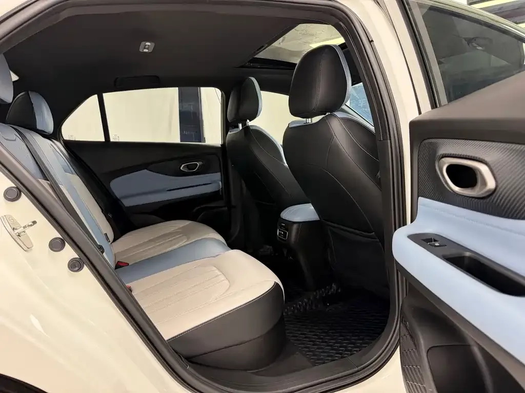 GAC Motor Shadow Leopard — фото 9