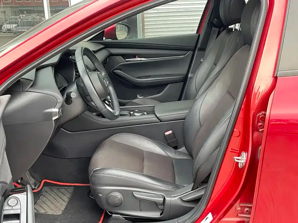 Mazda 3 Axela 2021 из CN, фото 9