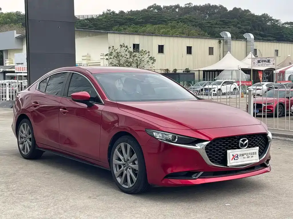 Mazda 3 Axela 2021 из CN, фото 2