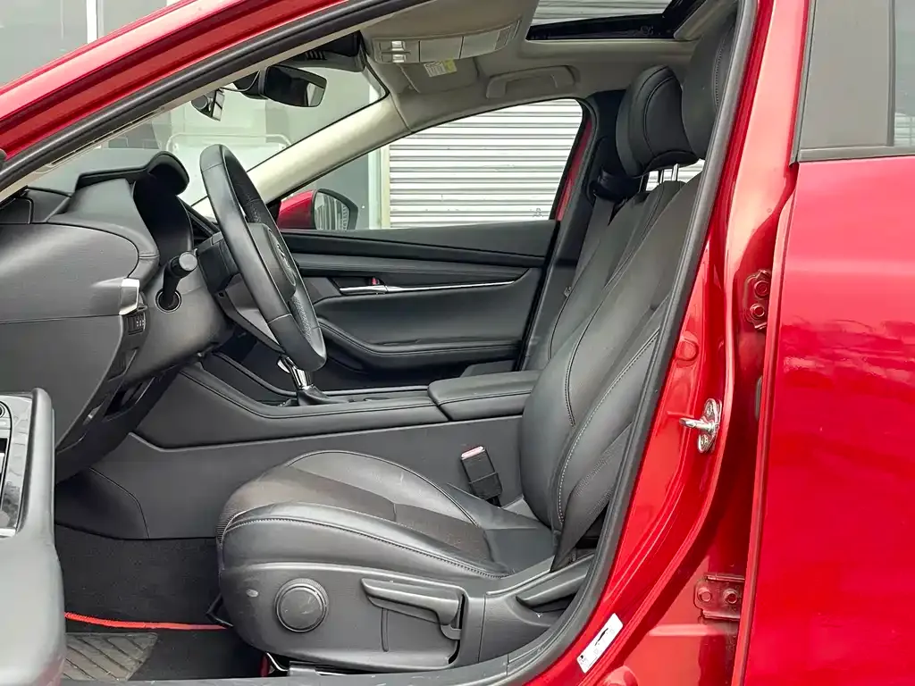 Mazda 3 Axela 2021 из CN, фото 6