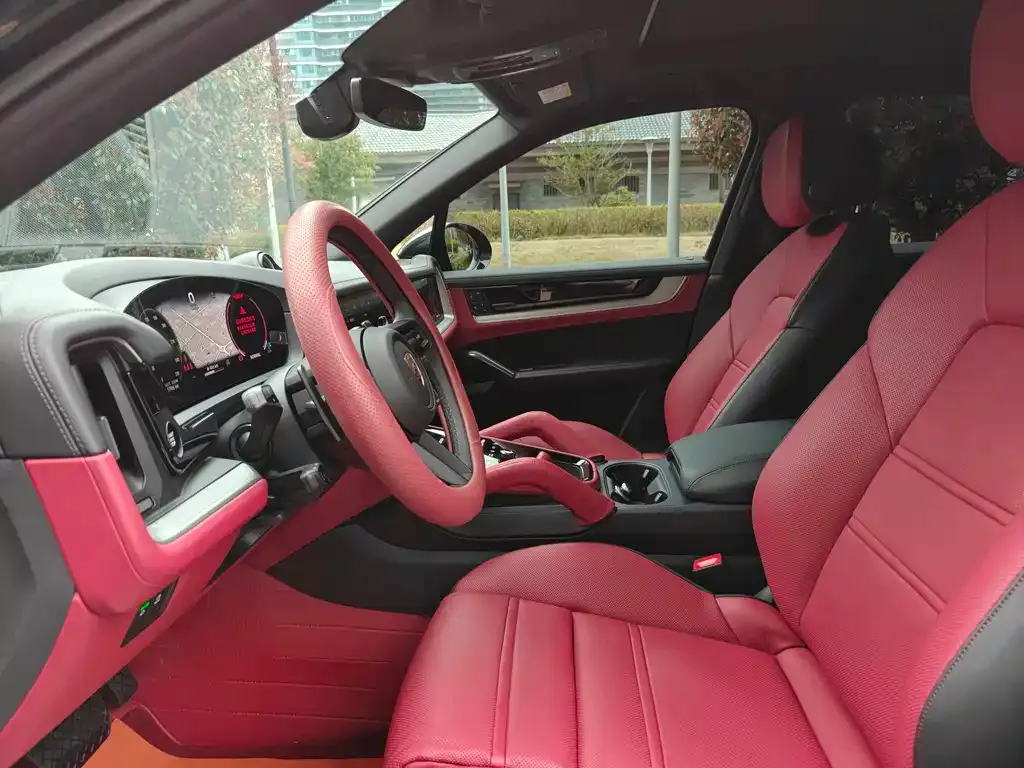 Porsche Cayenne 2025 из CN, фото 5