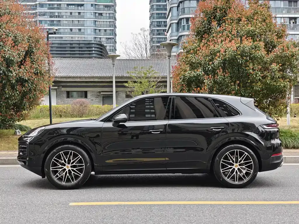 Porsche Cayenne 2025 из CN, фото 7