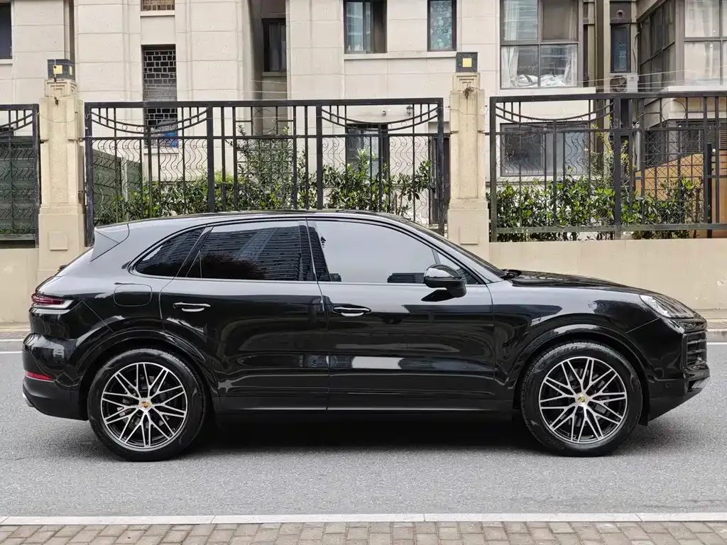 Porsche Cayenne 2025 из CN, фото 6
