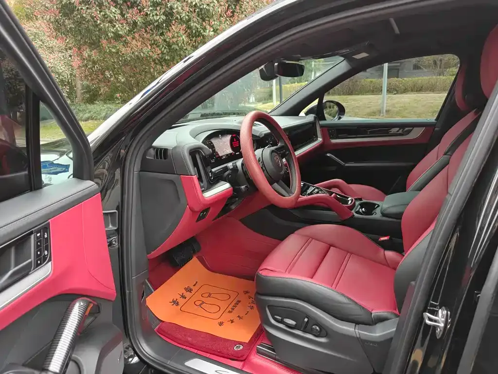 Porsche Cayenne 2025 из CN, фото 2