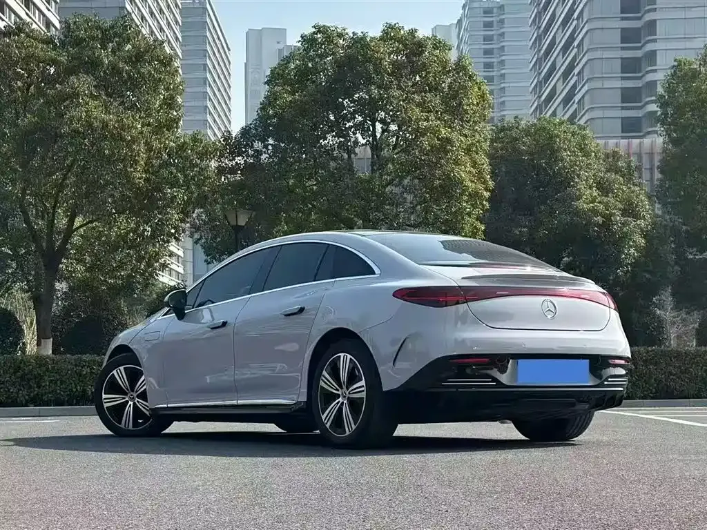 Mercedes-Benz EQE 2024 из CN, фото 9