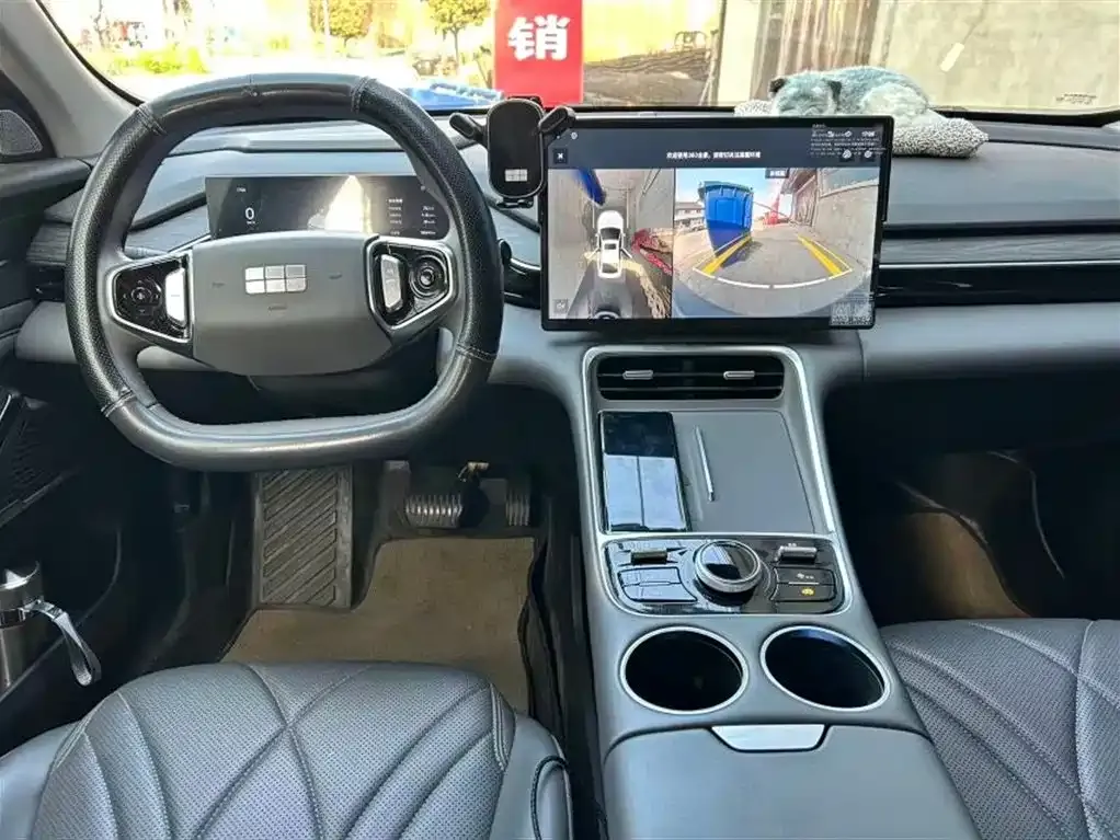 Geely Galaxy L6 — фото 3