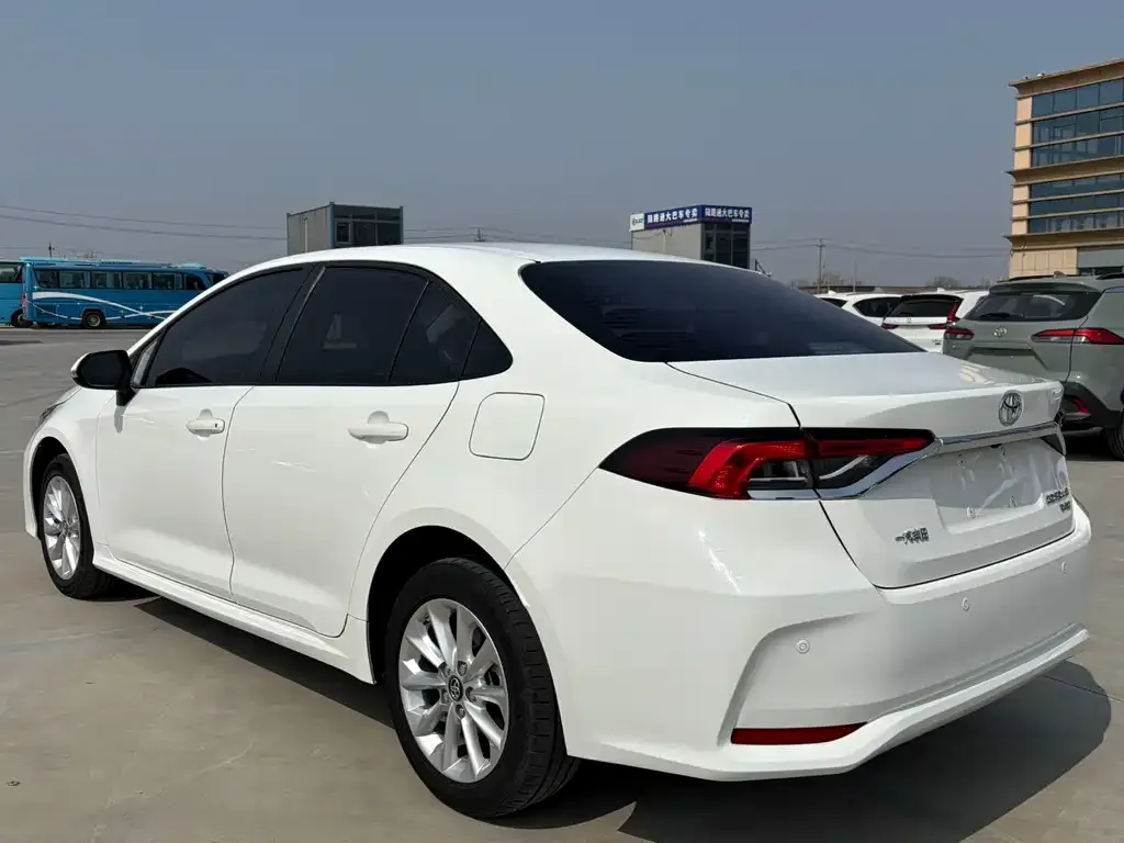 Toyota Corolla 2022 из CN, фото 4
