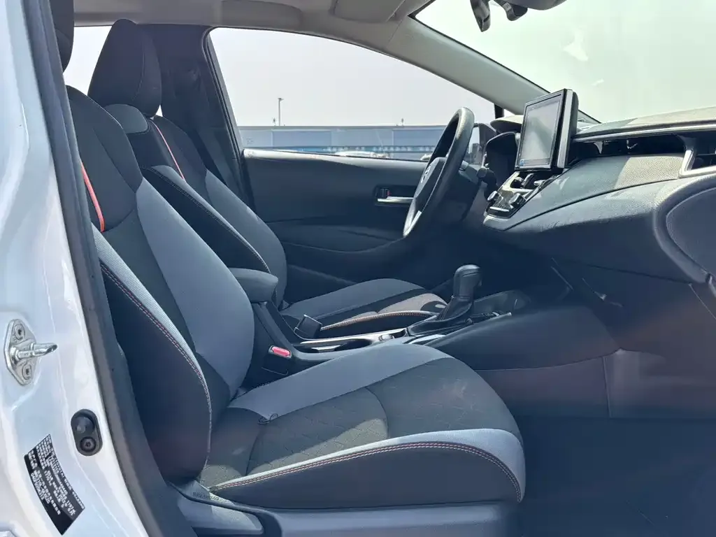 Toyota Corolla 2022 из CN, фото 2
