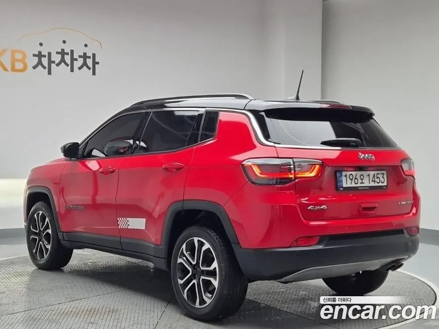 Jeep Compass — фото 4