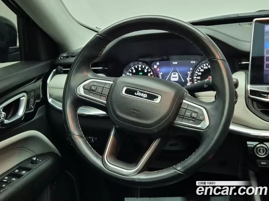 Jeep Compass — фото 8
