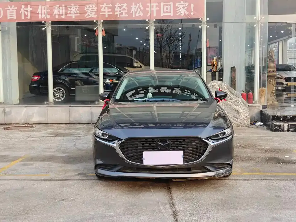 Mazda 3 Axela 2022 из CN, фото 3