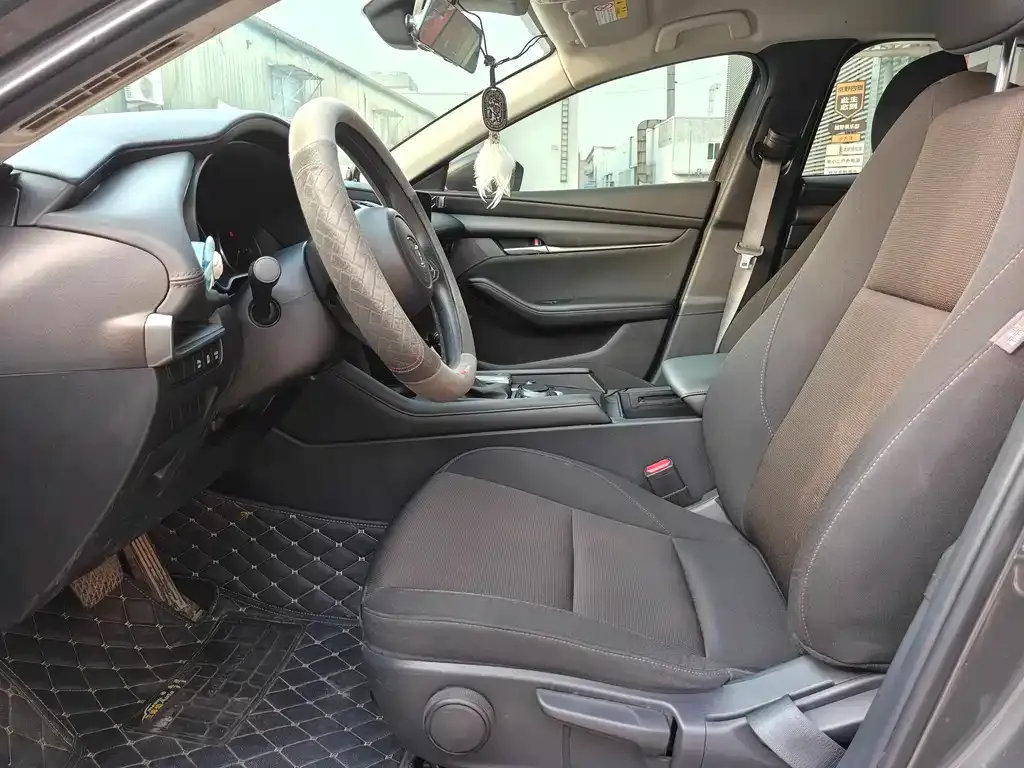 Mazda 3 Axela 2022 из CN, фото 6