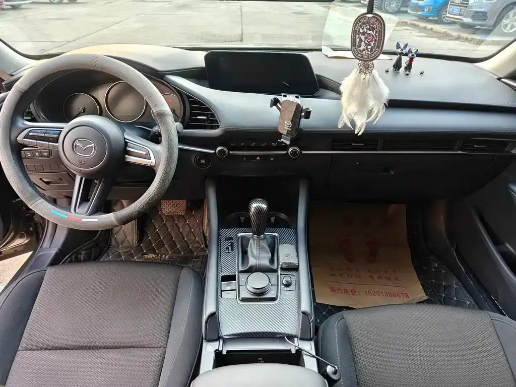 Mazda 3 Axela 2022 из CN, фото 4