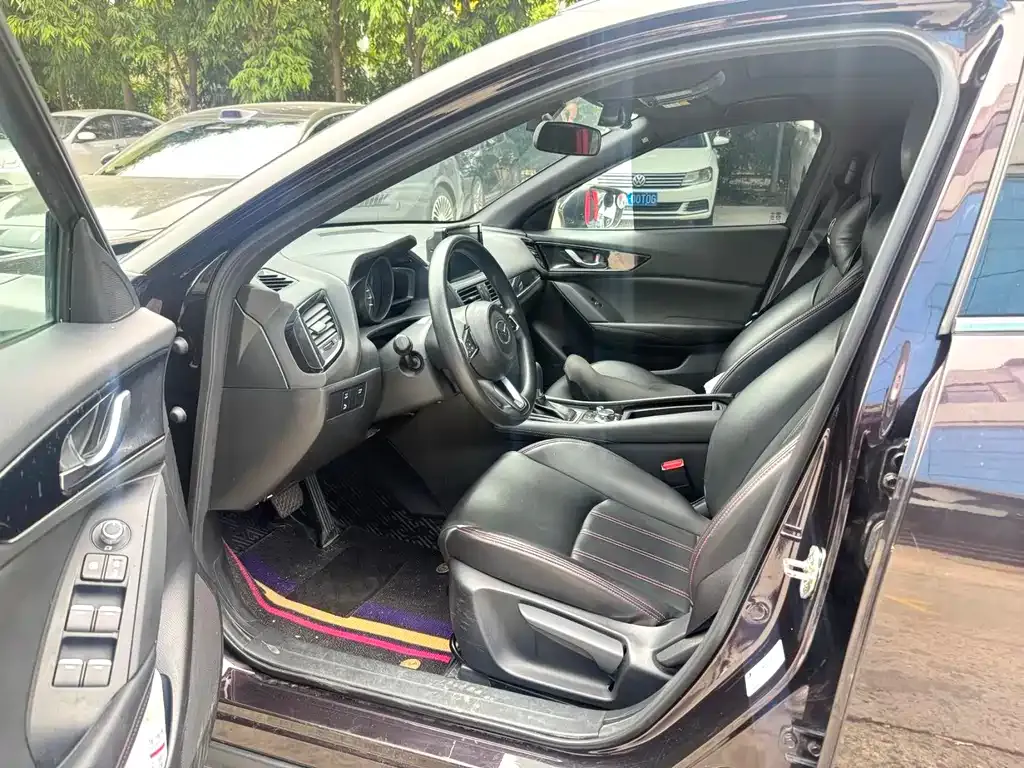 Mazda CX-4 — фото 3