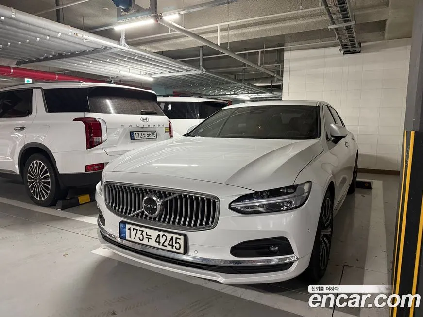 Volvo S90 — фото 1