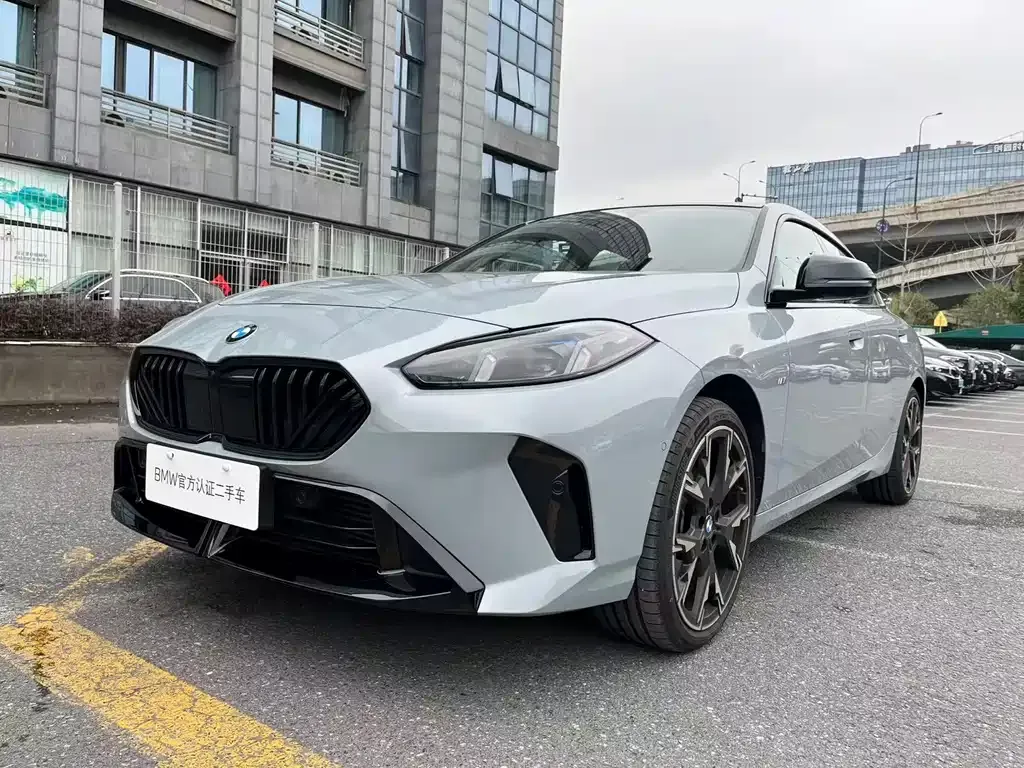 BMW 2 Series — фото 1