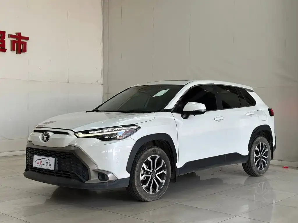 Toyota Frontlander 2023 из CN, фото 1