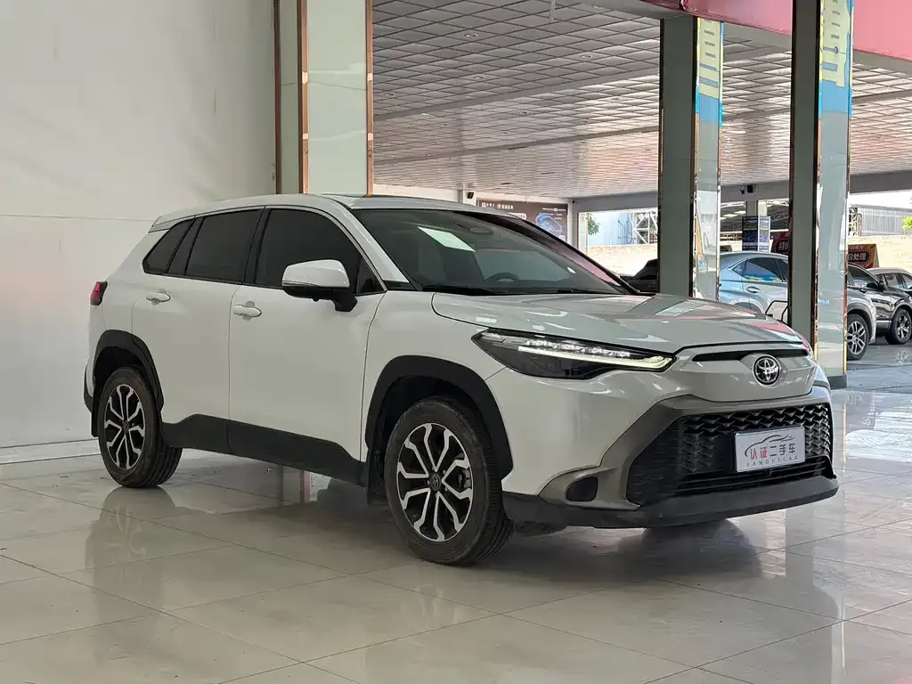 Toyota Frontlander 2023 из CN, фото 10