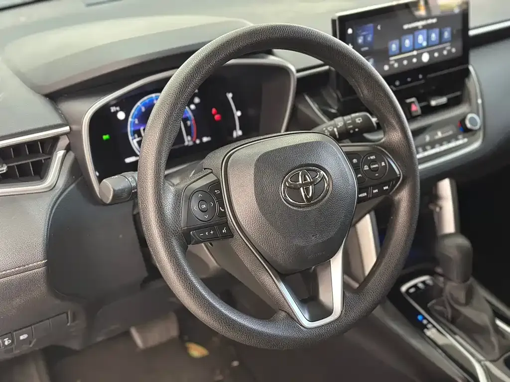 Toyota Frontlander 2023 из CN, фото 7