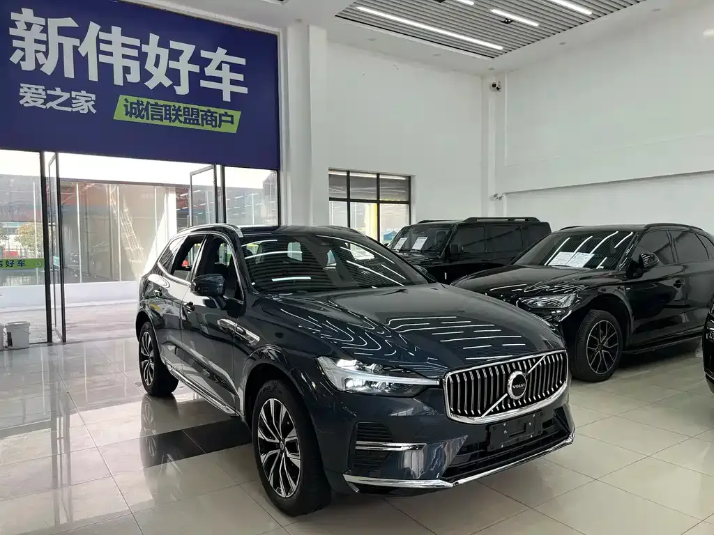 Volvo XC60 2025 из CN, фото 8