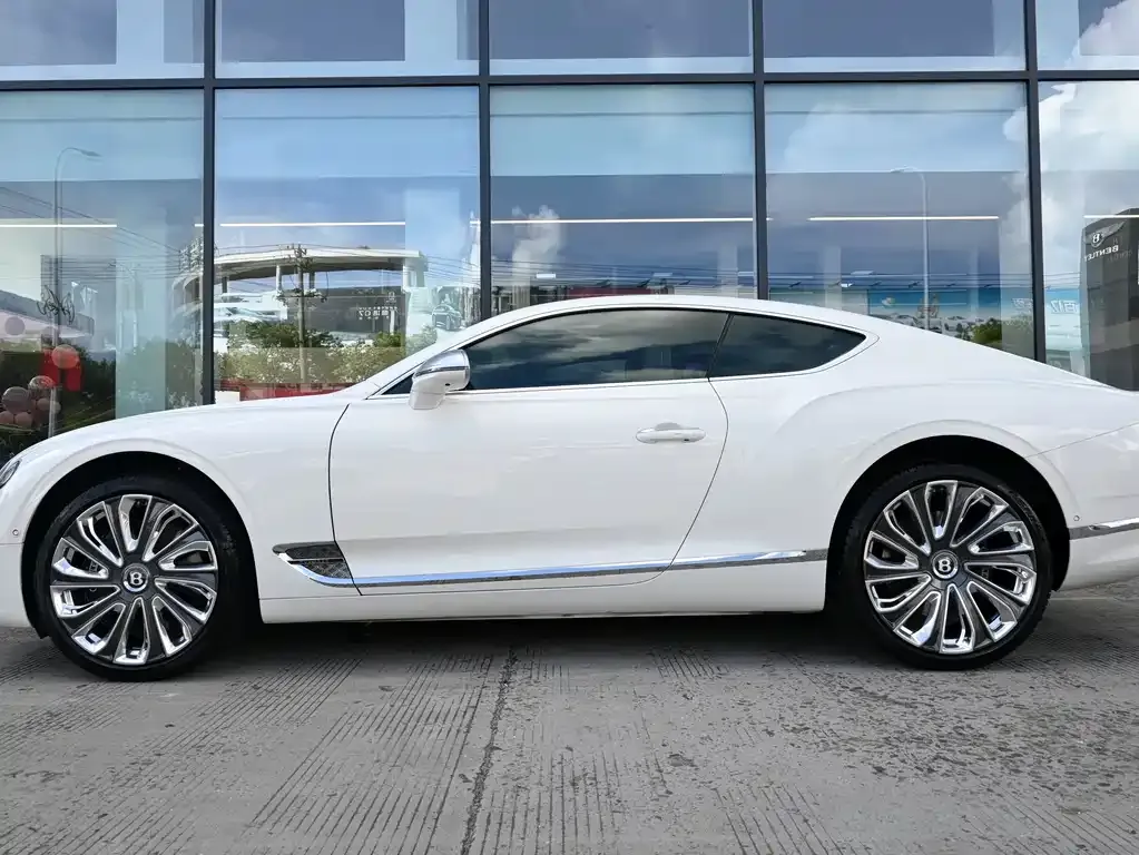 Bentley Continental — фото 2