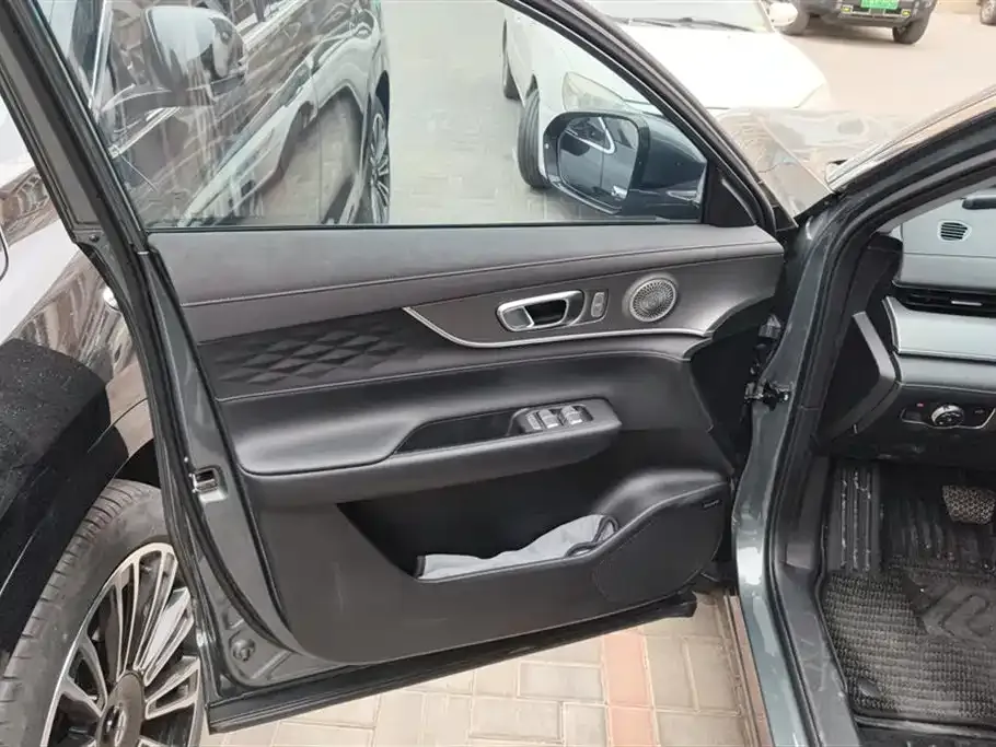 Chery Tiggo 8 PLUS — фото 4