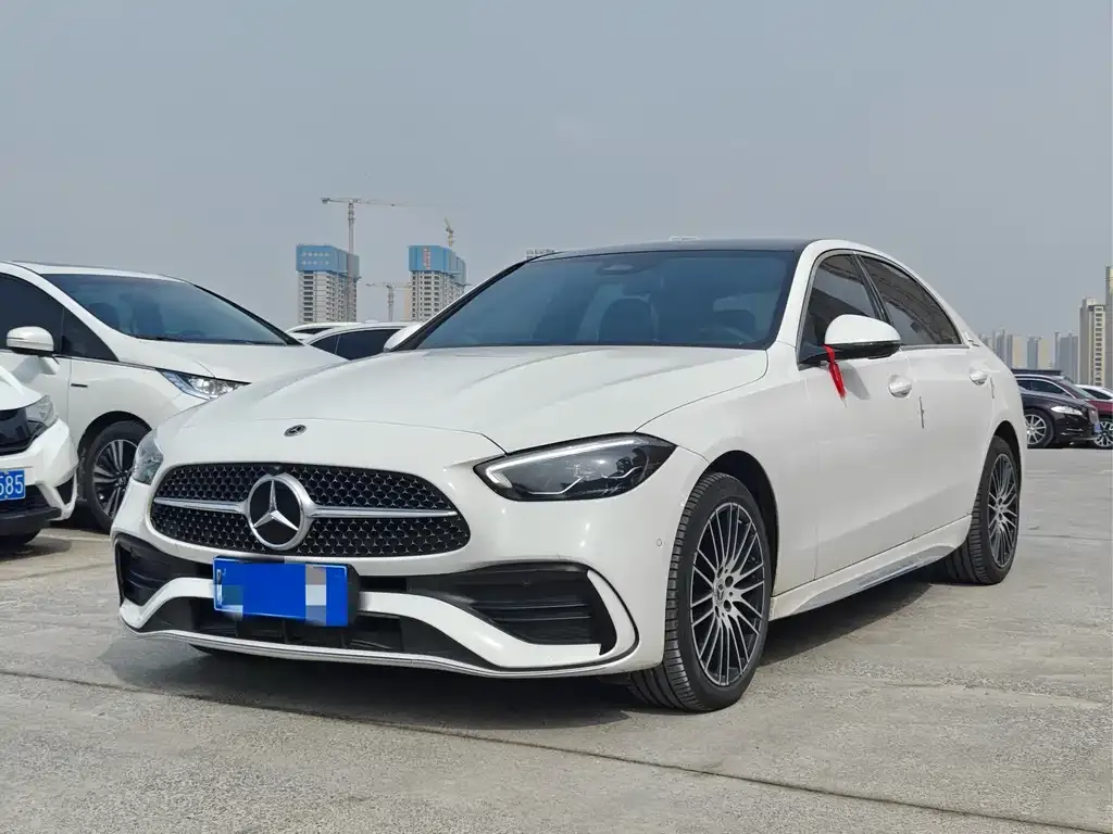 Mercedes-Benz C-Class — фото 1