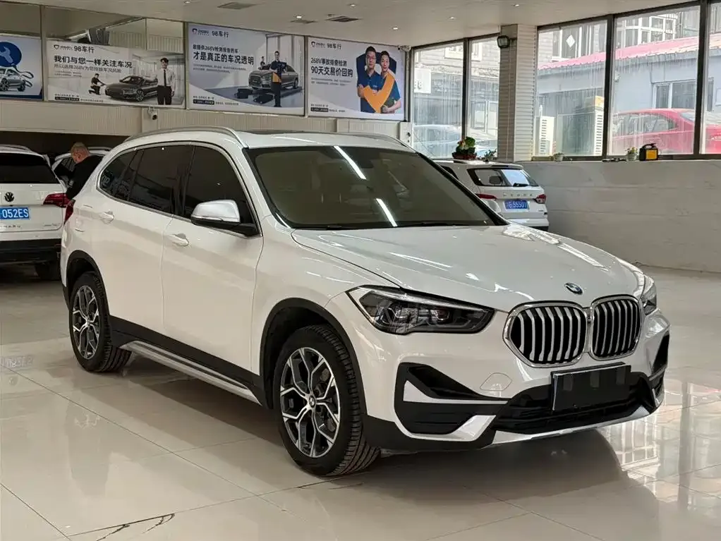BMW X1 — фото 3